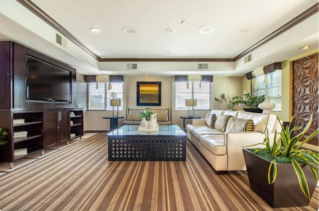 Amazing Vacation & Shopping In San Diego 2 Suits And 3 Bath Fb1 Exterior photo