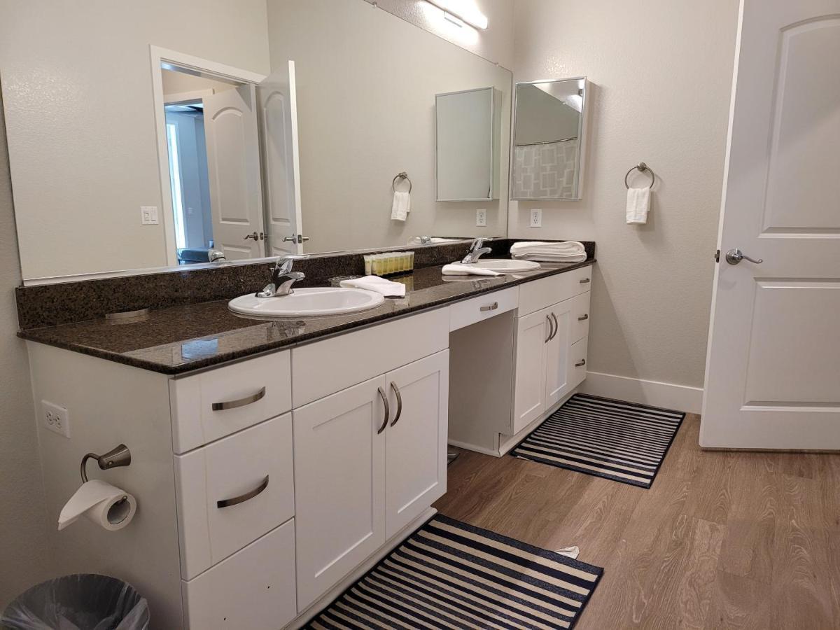 Amazing Vacation & Shopping In San Diego 2 Suits And 3 Bath Fb1 Exterior photo